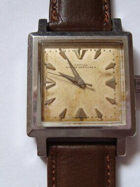 VINTAGE WIND UP CROTON NIVADA GRENCHEN, RUN GREAT